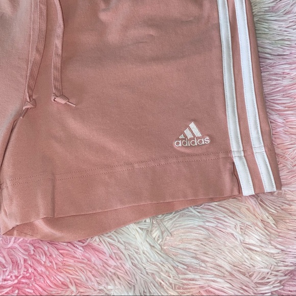 πΌ Adidas | Essentials Slim 3-Stripes Shorts - Picture 12 of 17
